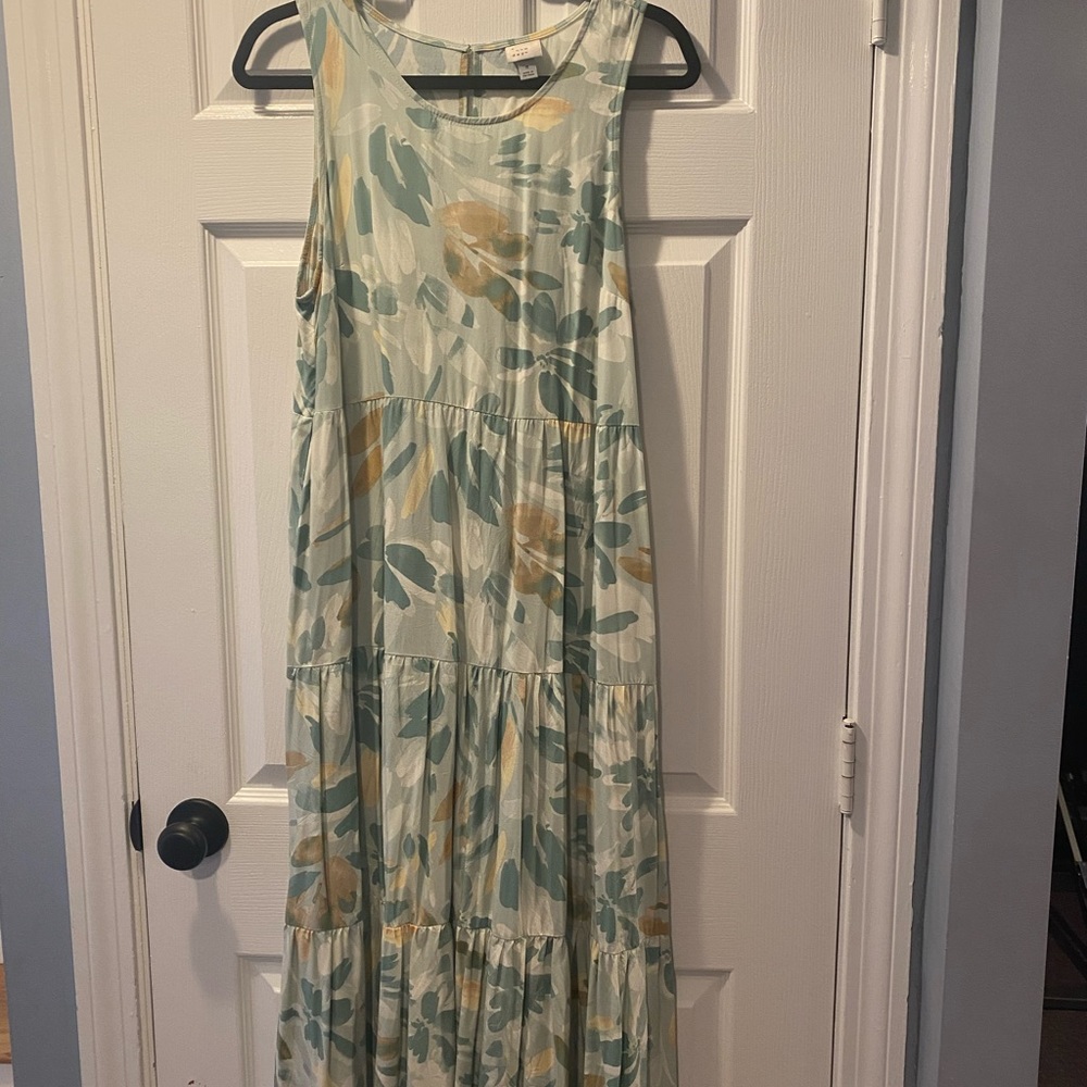 Floral Sleeveless Maxi Dress - Picture 3 of 8
